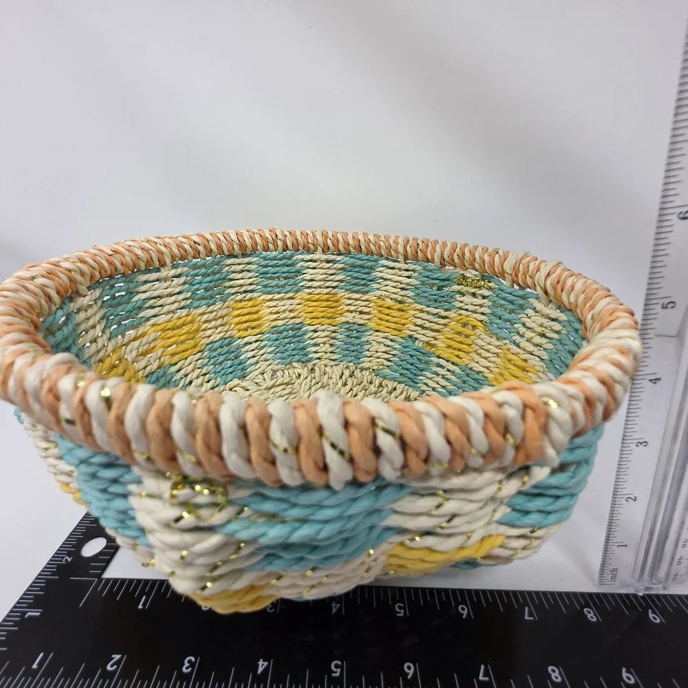 Basket Woven Round 9
